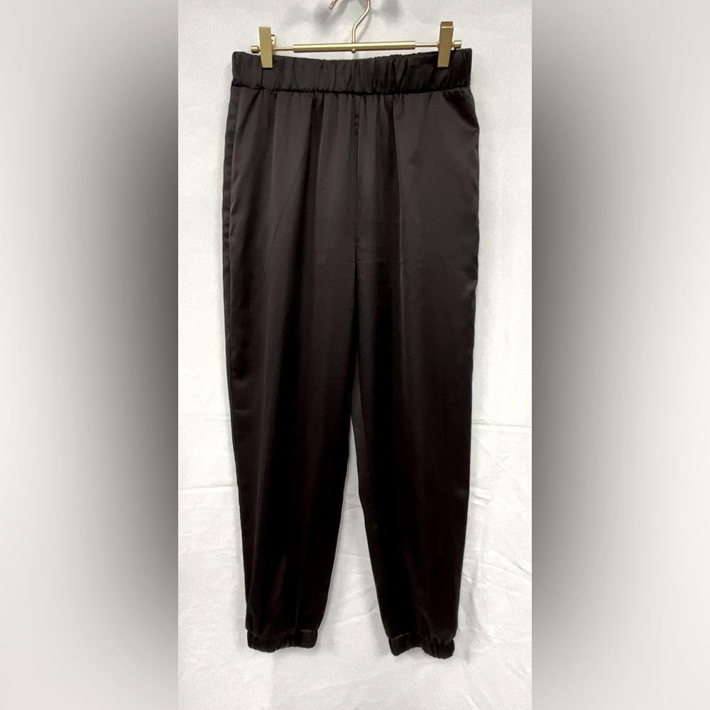 Gianni beanie chocolate brown, pants with pockets,/Medium
